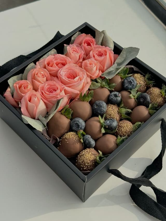 Parcel Bunga dan Cokelat